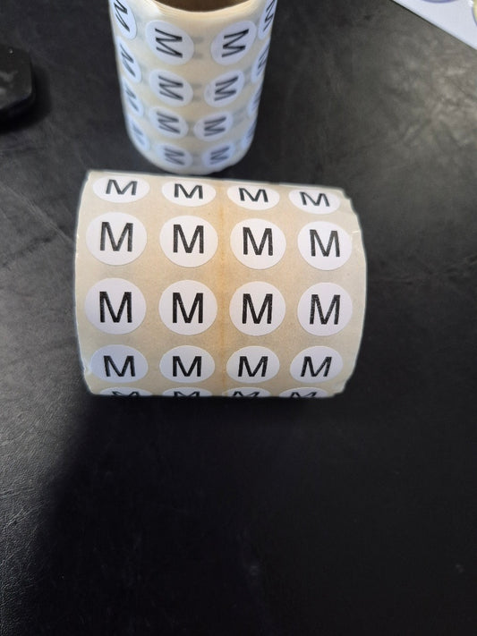 Adhesive Labels Size M Roll of 100